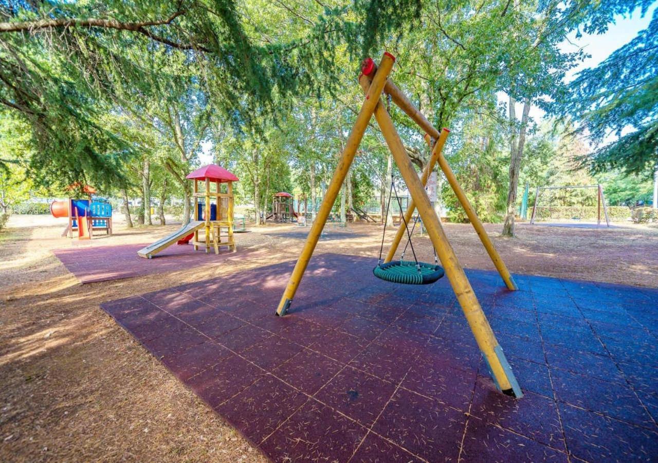 Camping Bijela Uvala - Eurocamp I Homair Poreč Exterior foto