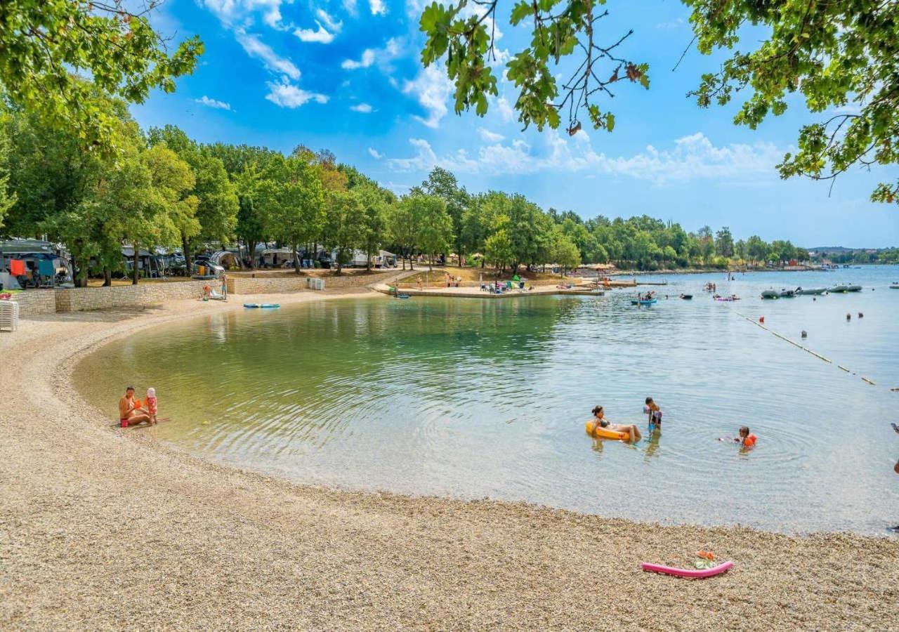 Camping Bijela Uvala - Eurocamp I Homair Poreč Exterior foto